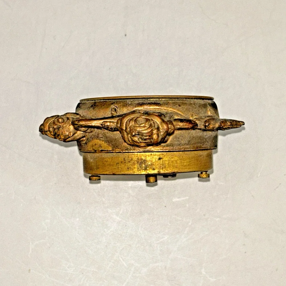 Jennings Brothers Ornate Gilt Metal Antique Clock 395